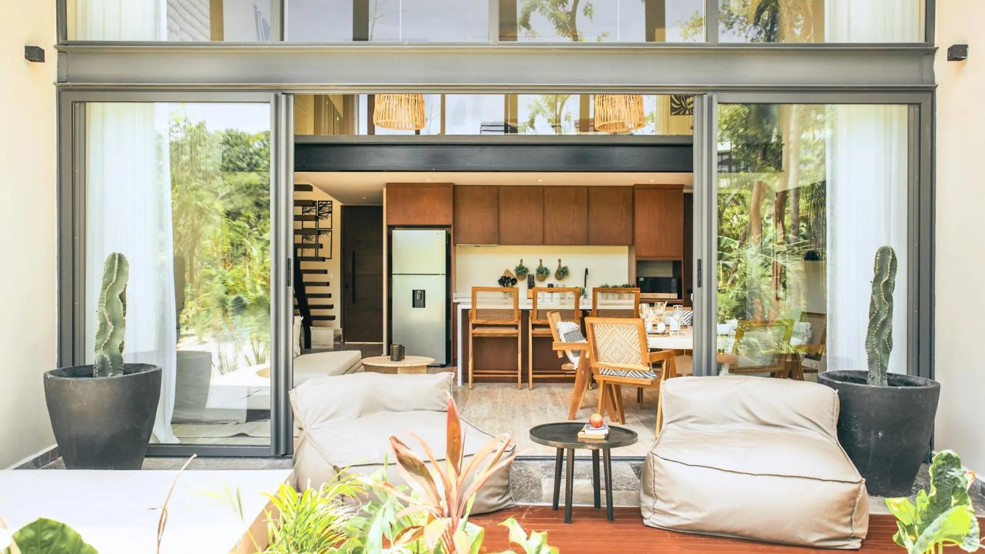 Canopy Cove Loft Private Jacuzzi Parking & B-Club Tulum Apartment